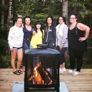 Meet your Posher, Marnie